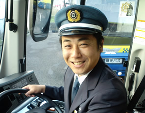 バス乗務員：佐藤　隆志